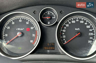 Мінівен Opel Zafira 2010 в 