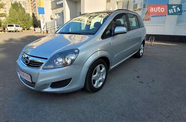 Минивэн Opel Zafira 2012 в Киеве