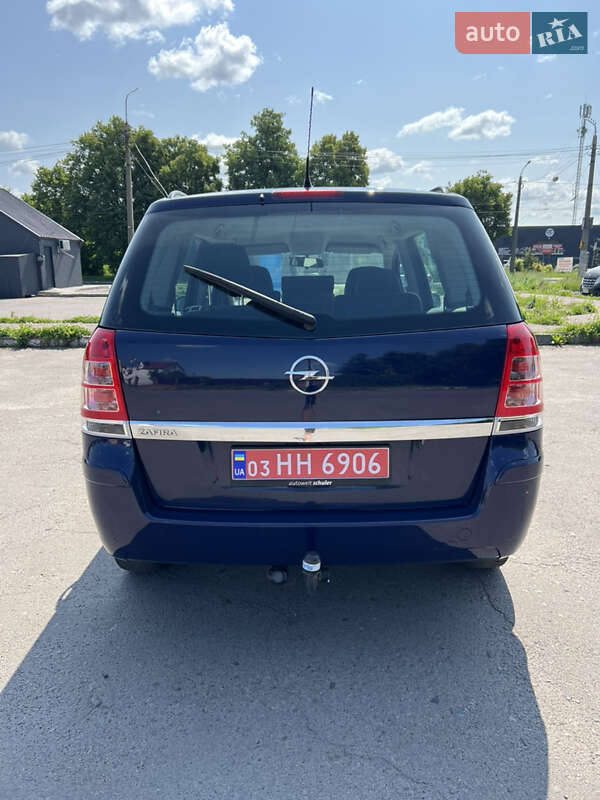 Минивэн Opel Zafira 2012 в Луцке