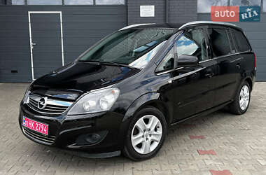 Минивэн Opel Zafira 2011 в Луцке
