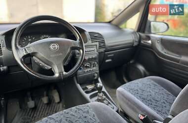 Минивэн Opel Zafira 2000 в 