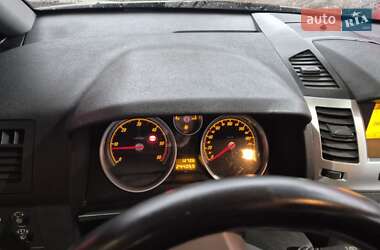 Минивэн Opel Zafira 2011 в 