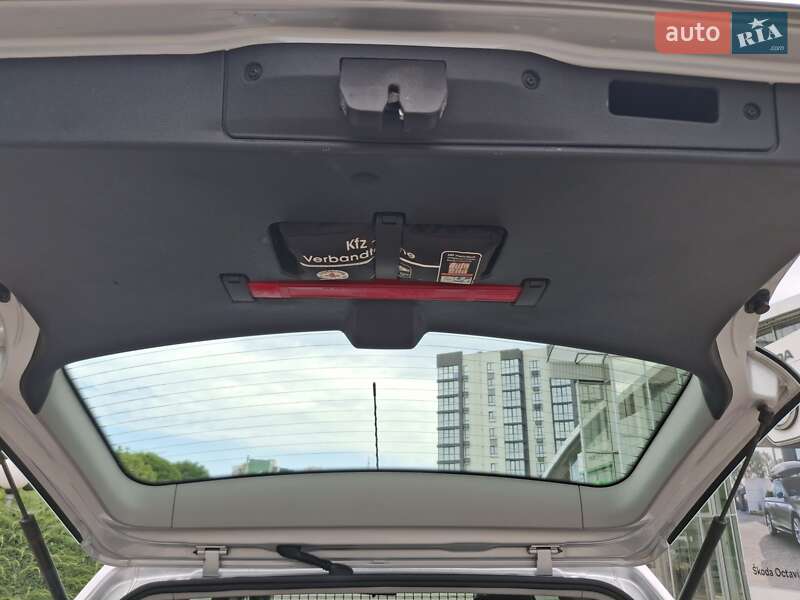 Минивэн Opel Zafira 2009 в Луцке