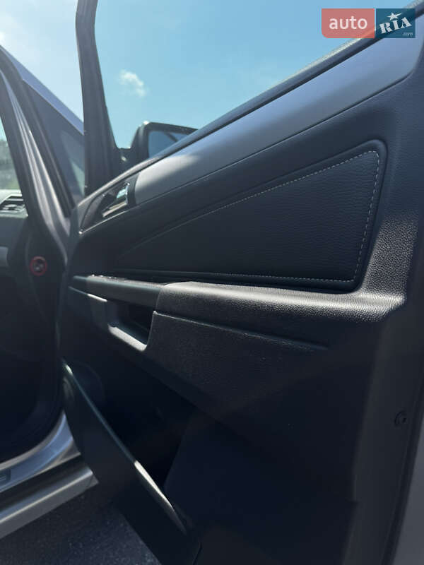 Минивэн Opel Zafira 2009 в Львове