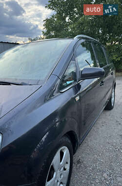 Мінівен Opel Zafira 2008 в Дніпрі