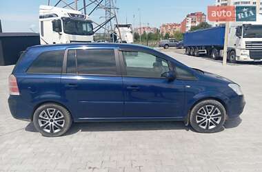 Мінівен Opel Zafira 2005 в 