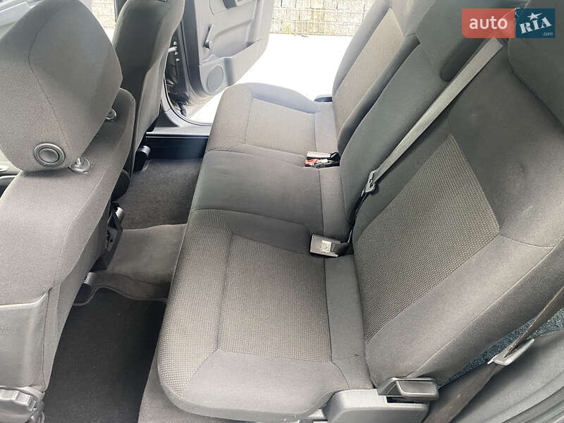 Минивэн Opel Zafira 2009 в Луцке
