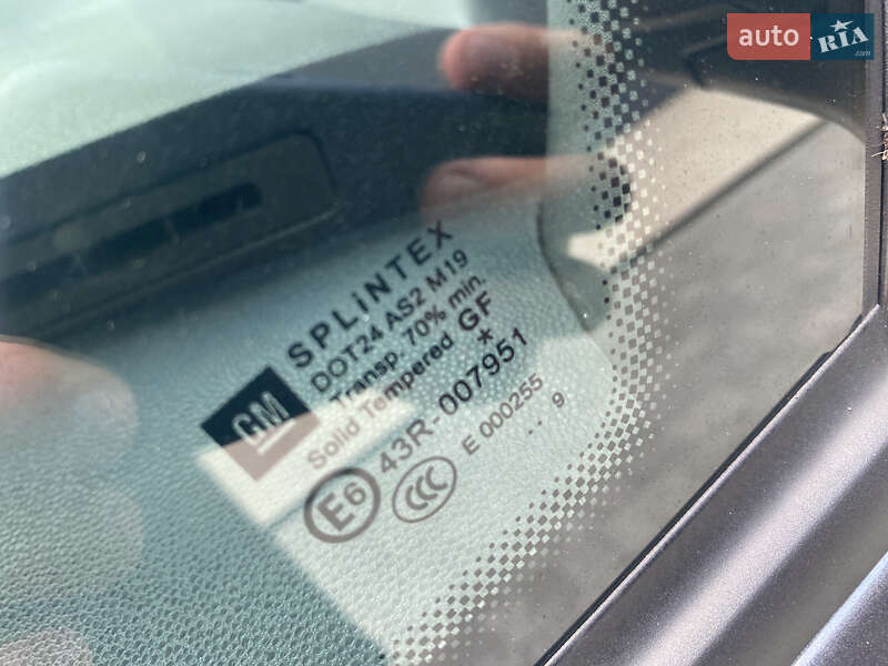 Минивэн Opel Zafira 2009 в Луцке
