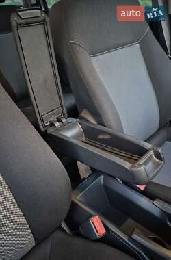 Минивэн Opel Zafira 2011 в 
