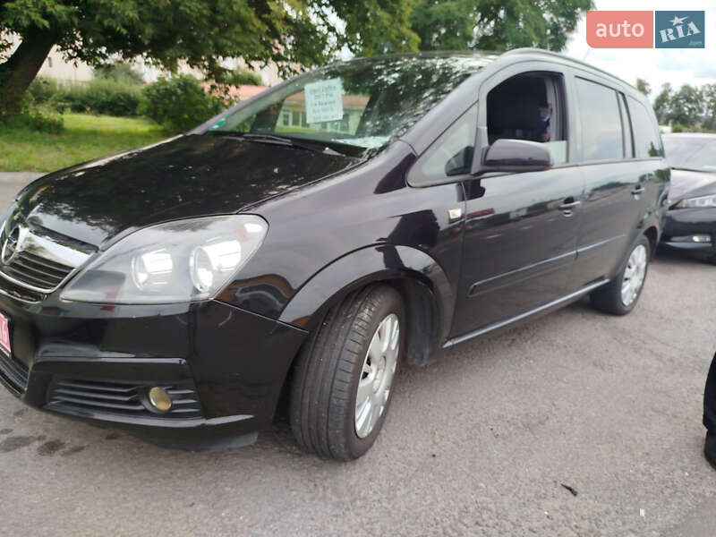 Мінівен Opel Zafira 2007 в Рівному