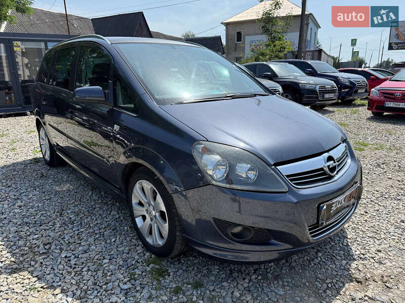 Мінівен Opel Zafira 2008 в Коломиї