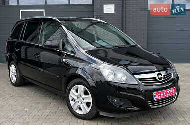 Opel Zafira 2011