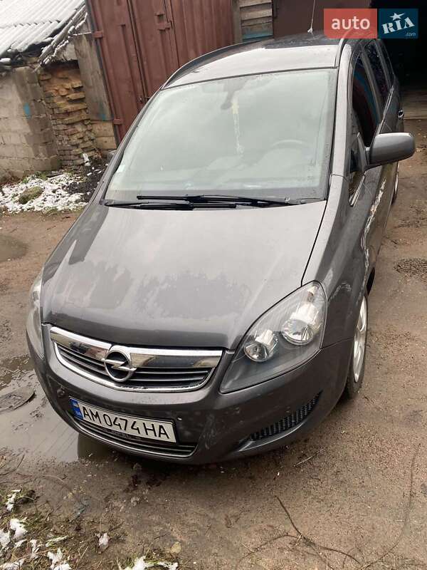 Opel Zafira 2011