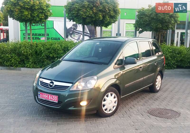 Opel Zafira 2010