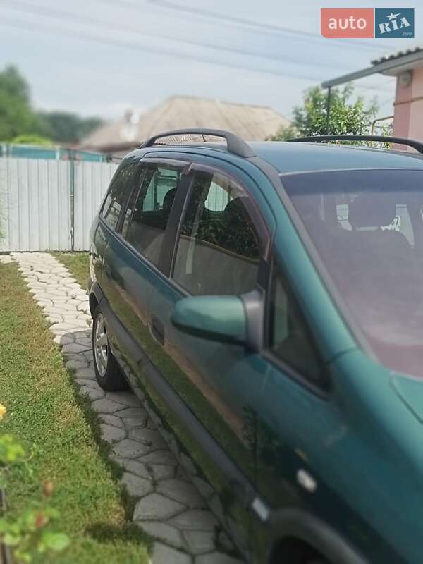 Минивэн Opel Zafira 2000 в Кропивницком