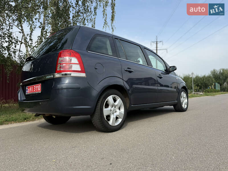 Мінівен Opel Zafira 2008 в Борисполі