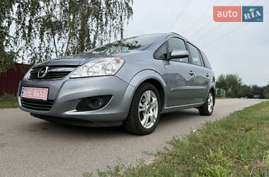 Минивэн Opel Zafira 2008 в 