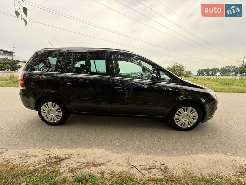 Минивэн Opel Zafira 2008 в Борисполе