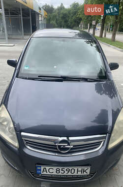 Минивэн Opel Zafira 2008 в Луцке