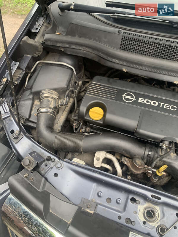 Минивэн Opel Zafira 2008 в Луцке