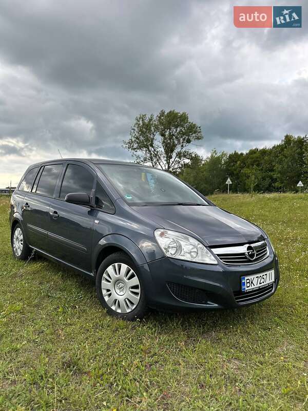 Opel Zafira 2009