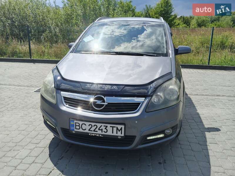 Минивэн Opel Zafira 2006 в Дрогобыче фото 2 Минивэн Opel Zafira 2006 в Дрогобыче