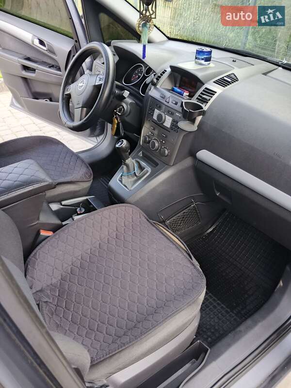 Минивэн Opel Zafira 2006 в Дрогобыче фото 26 Минивэн Opel Zafira 2006 в Дрогобыче