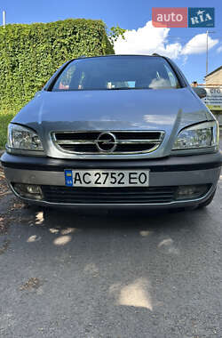 Минивэн Opel Zafira 2005 в Луцке
