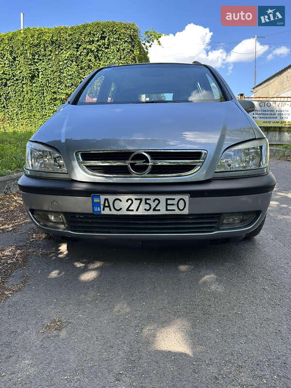 Opel Zafira 2005