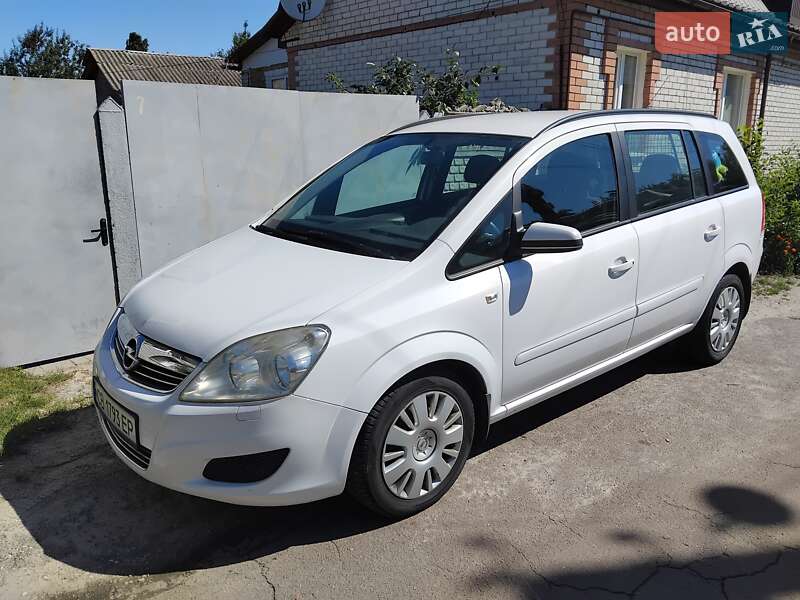 Мінівен Opel Zafira 2009 в Чернігові фото Мінівен Opel Zafira 2009 в Чернігові