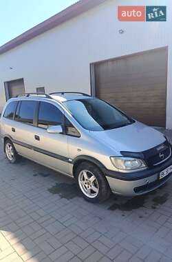 Минивэн Opel Zafira 2000 в Березному