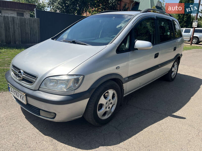 Opel Zafira 2002