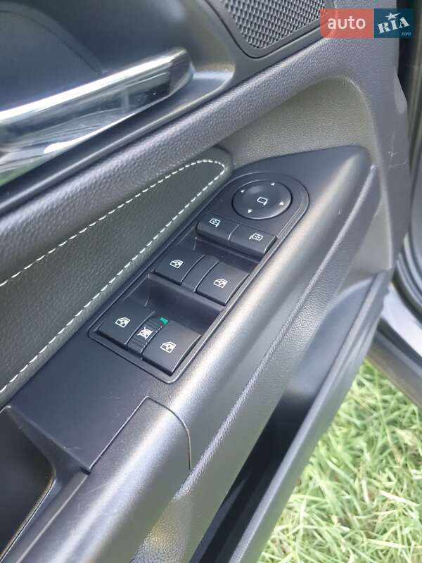 Минивэн Opel Zafira 2010 в Харькове