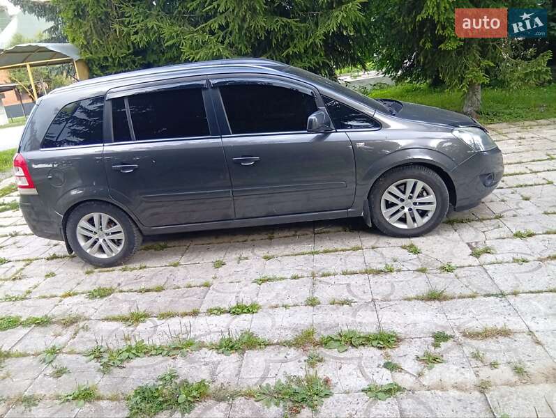 Минивэн Opel Zafira 2010 в Бережанах фото 3 Минивэн Opel Zafira 2010 в Бережанах