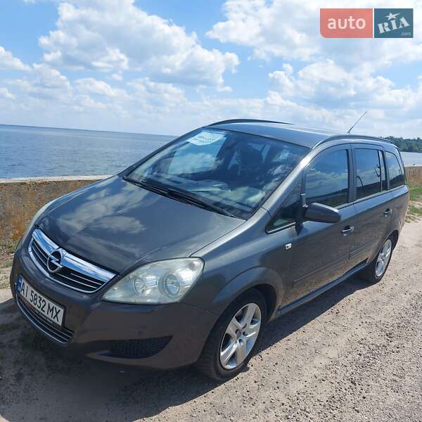 Opel Zafira 2008