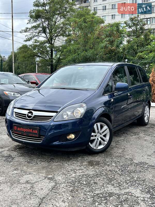 Opel Zafira 2011