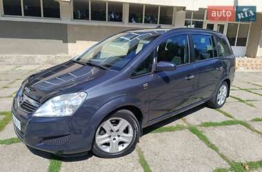 Минивэн Opel Zafira 2009 в Черновцах