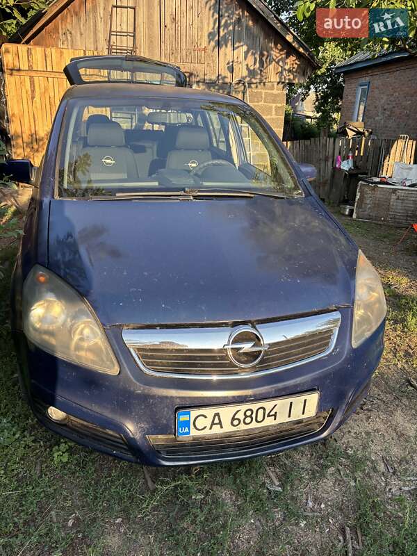 Мінівен Opel Zafira 2006 в Черкасах