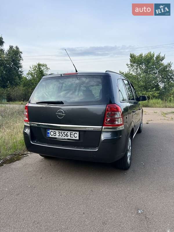 Минивэн Opel Zafira 2012 в Остер фото 5 Минивэн Opel Zafira 2012 в Остер
