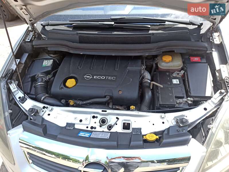 Мінівен Opel Zafira 2006 в Львові