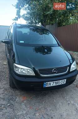 Минивэн Opel Zafira 2001 в Баре