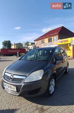 Мінівен Opel Zafira 2010 в 