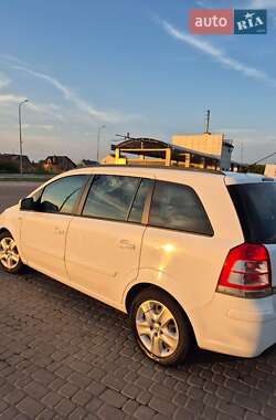 Мінівен Opel Zafira 2012 в Городку