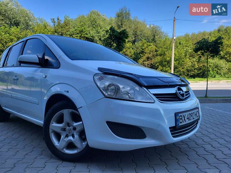 Мінівен Opel Zafira 2008 в Хмельницькому