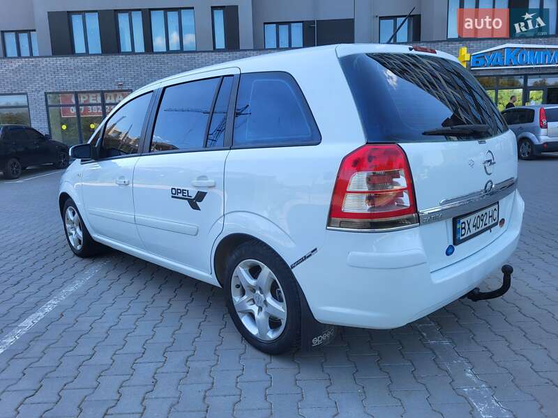 Мінівен Opel Zafira 2008 в Хмельницькому