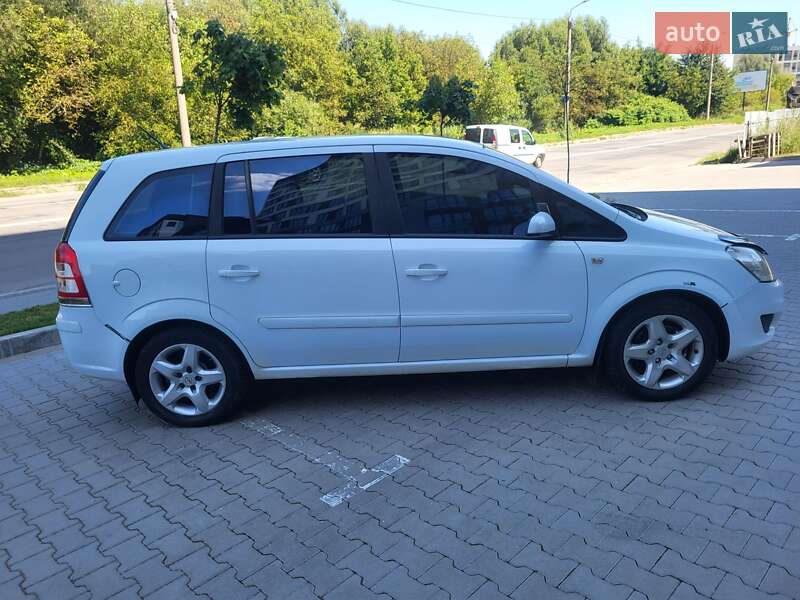 Мінівен Opel Zafira 2008 в Хмельницькому