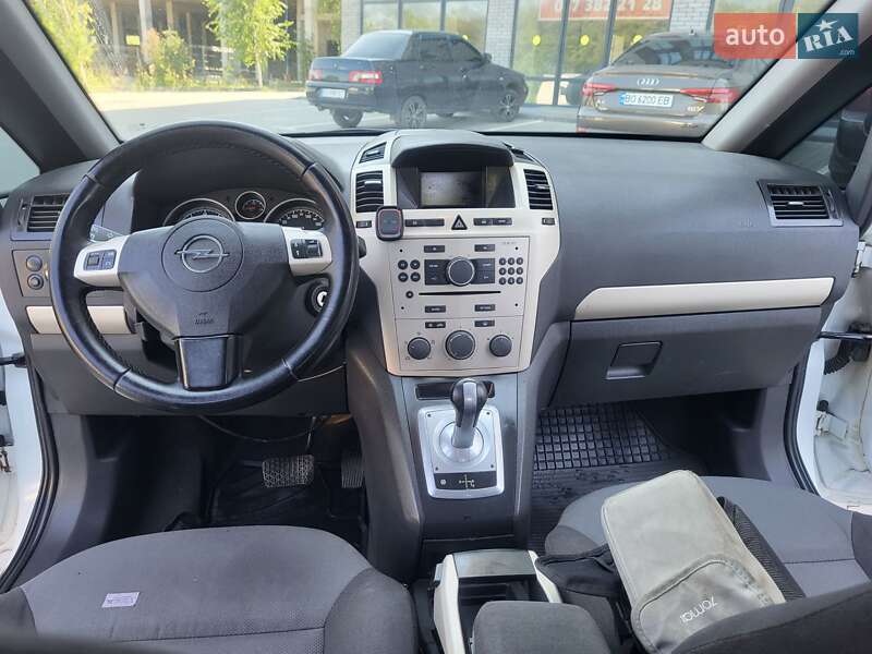 Мінівен Opel Zafira 2008 в Хмельницькому