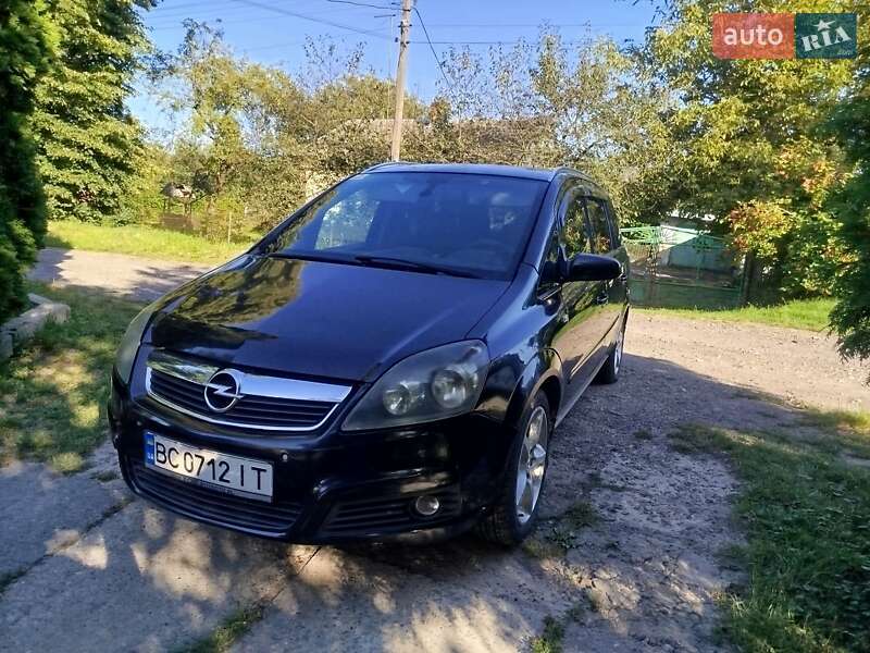 Мінівен Opel Zafira 2007 в Пустомитах