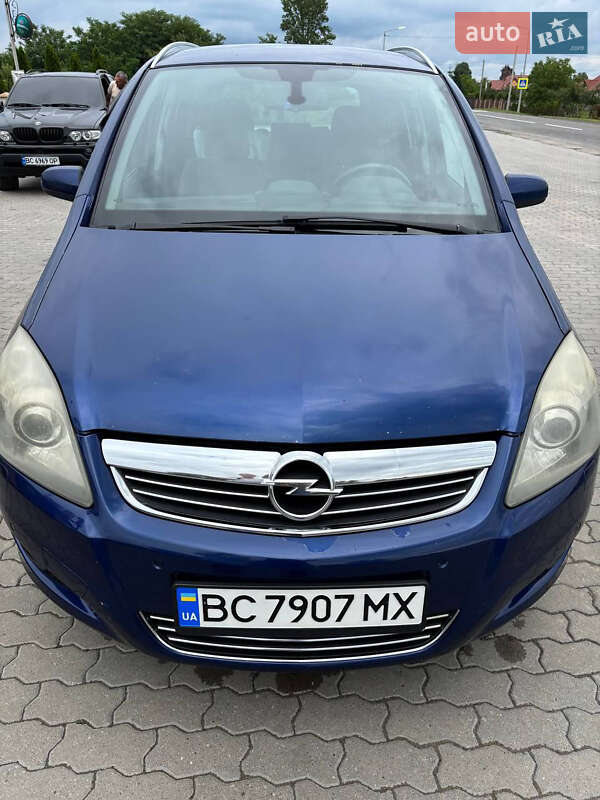 Минивэн Opel Zafira 2009 в Львове