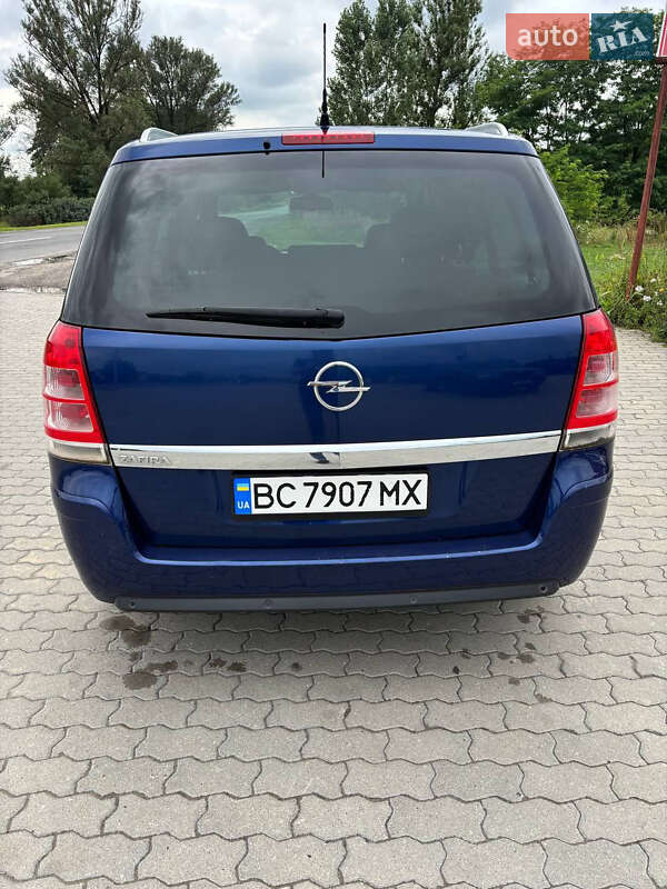 Минивэн Opel Zafira 2009 в Львове